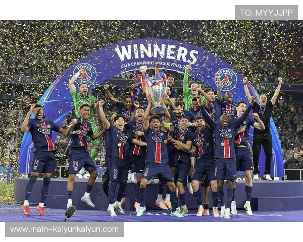 恩里克谈巴黎卫冕之路：杜埃成长是关键，金钱非夺冠唯一要素